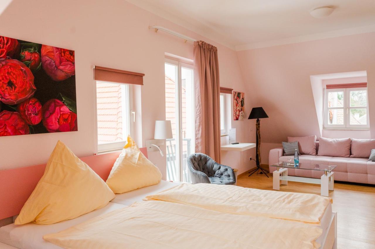 Hotel & Cafe Ritter Von Boehl دايدسهايم المظهر الخارجي الصورة