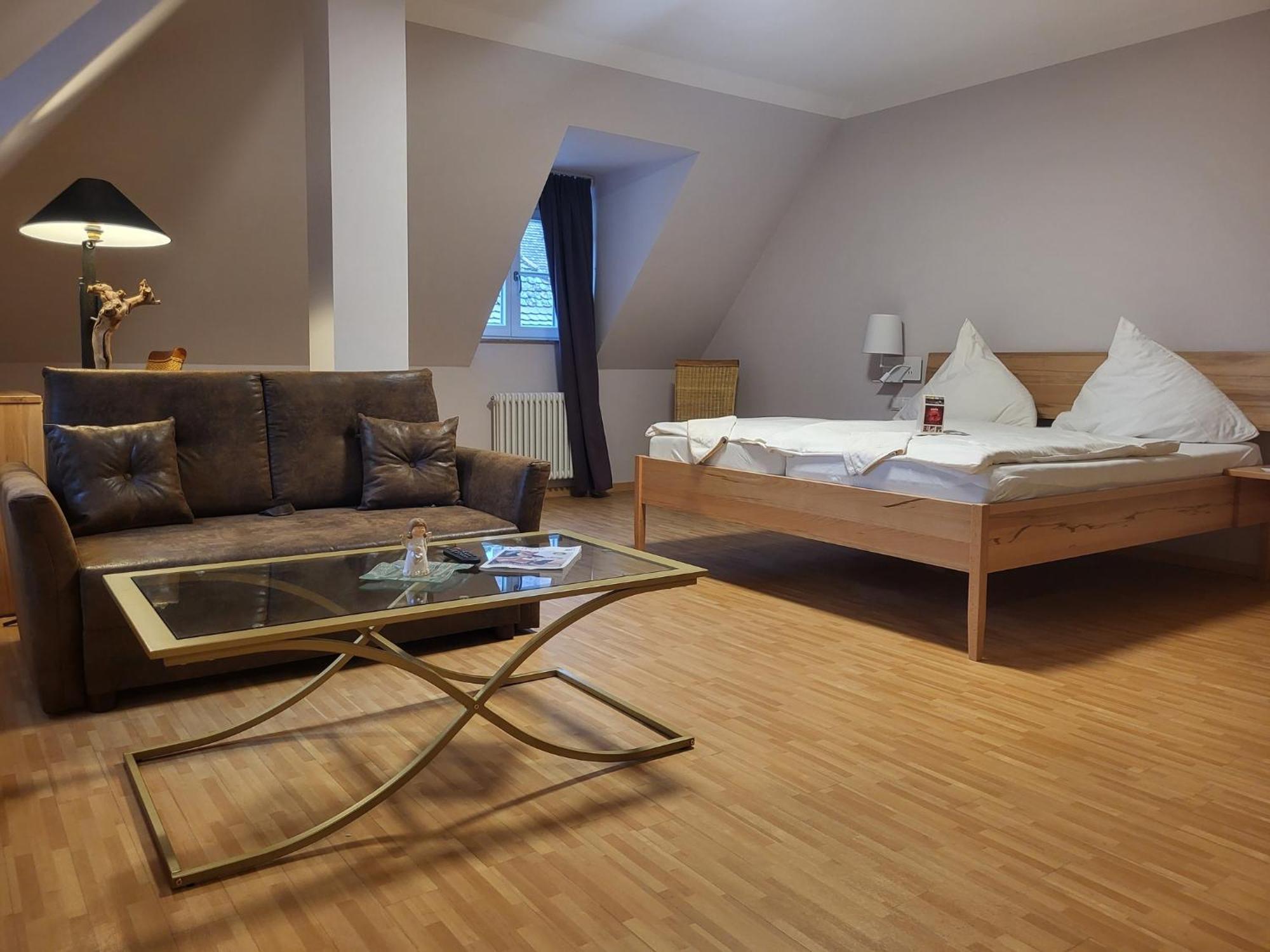 Hotel & Cafe Ritter Von Boehl دايدسهايم المظهر الخارجي الصورة