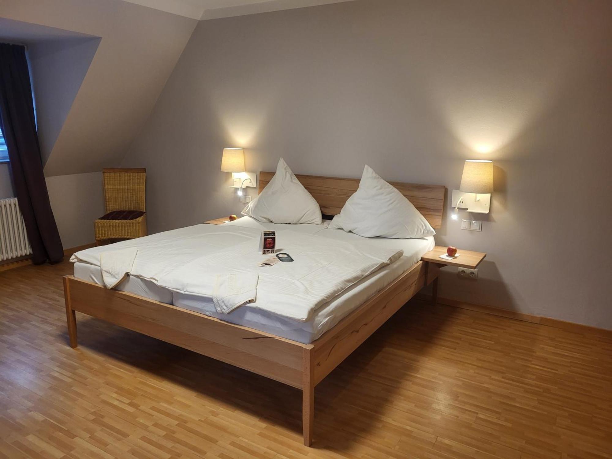 Hotel & Cafe Ritter Von Boehl دايدسهايم المظهر الخارجي الصورة