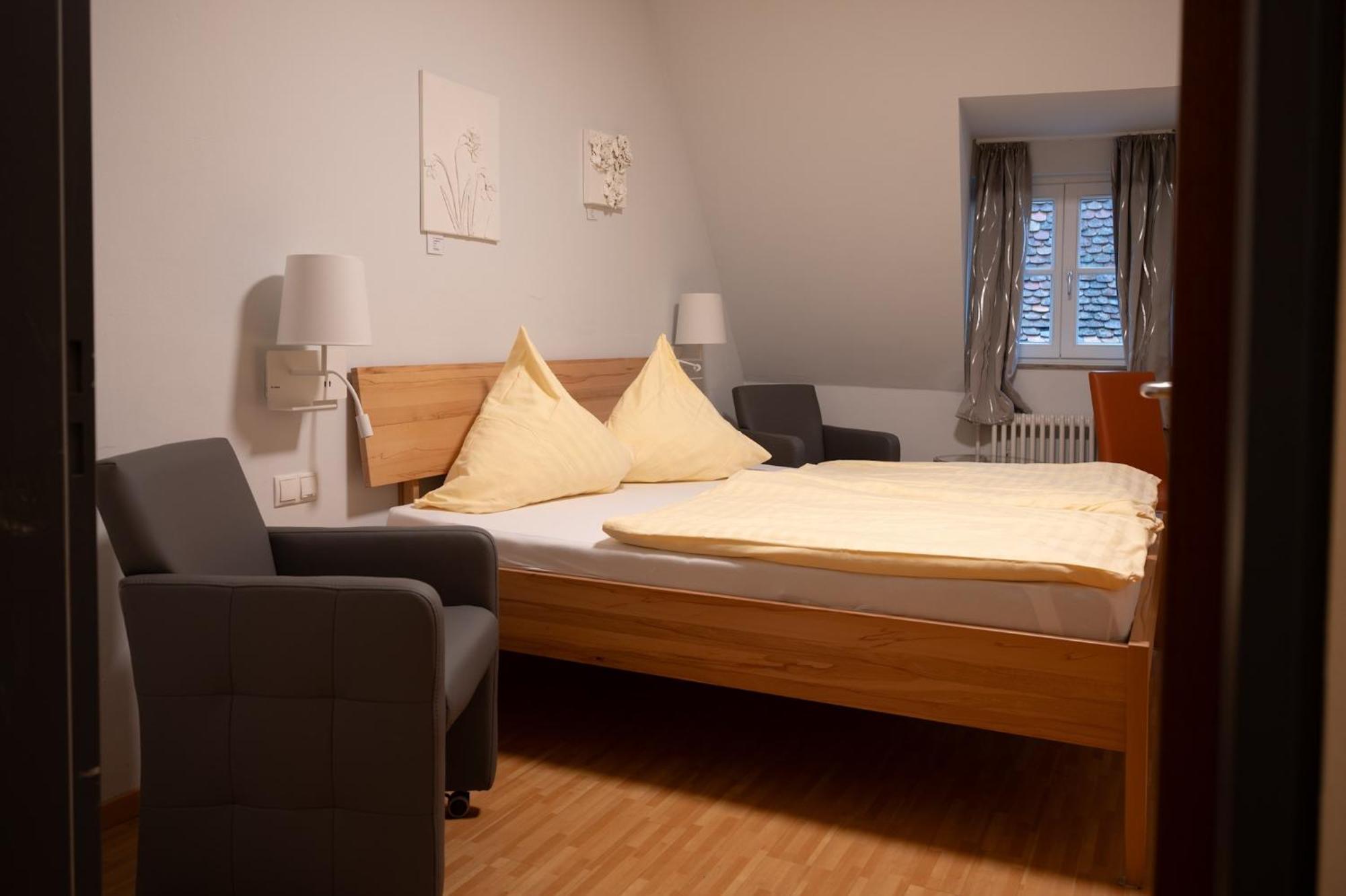 Hotel & Cafe Ritter Von Boehl دايدسهايم المظهر الخارجي الصورة