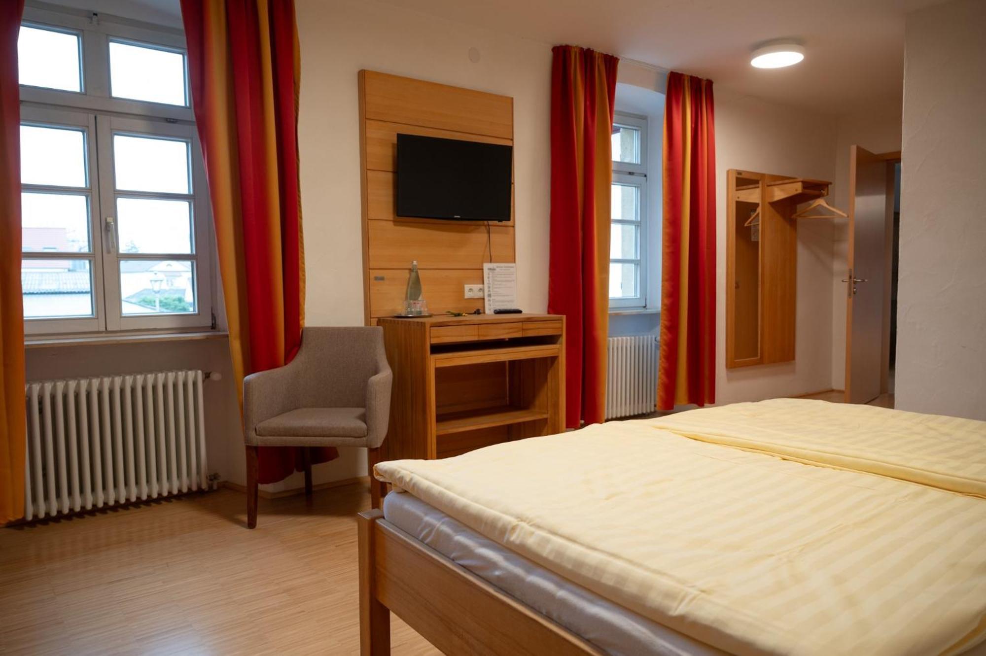 Hotel & Cafe Ritter Von Boehl دايدسهايم المظهر الخارجي الصورة